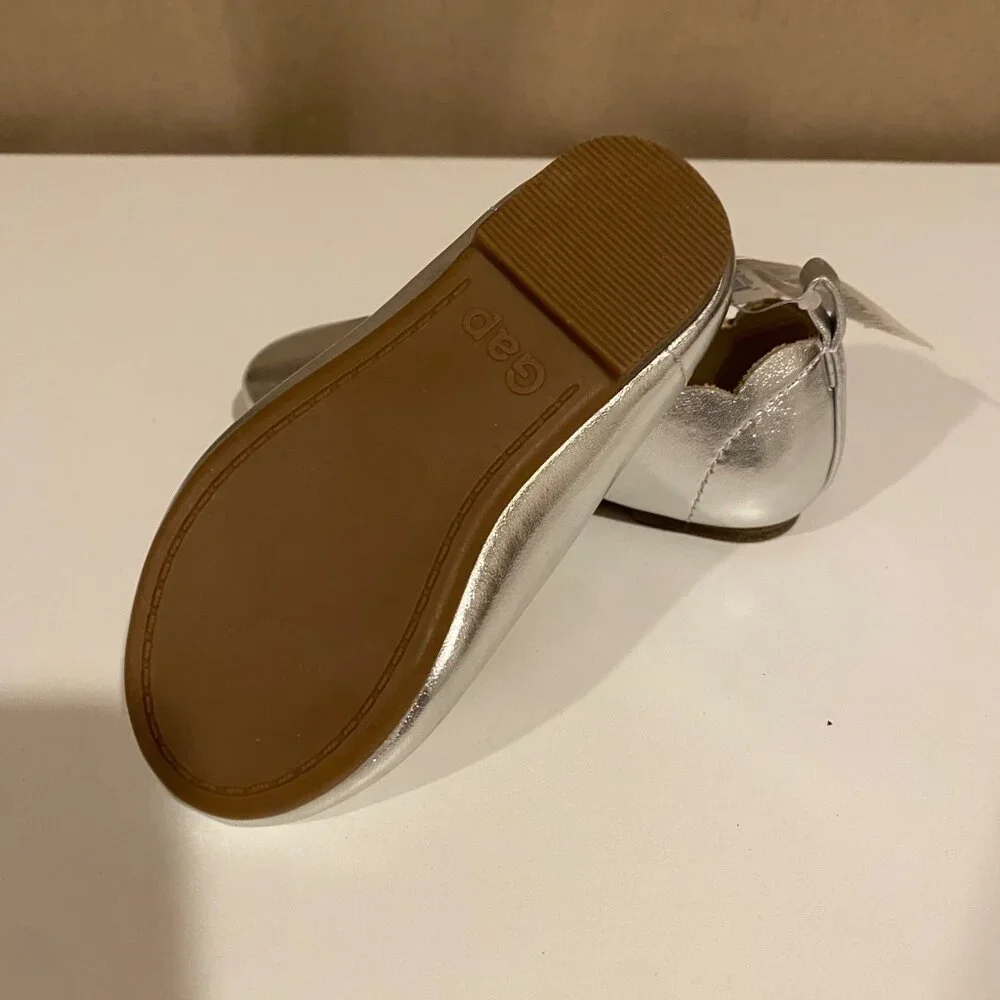 Baby Gap Silver Ballet Flats Toddler‎ Size 5 NWT Mary Jane Dress Shoes